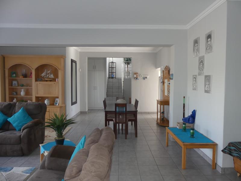 4 Bedroom Property for Sale in Golden Mile Western Cape